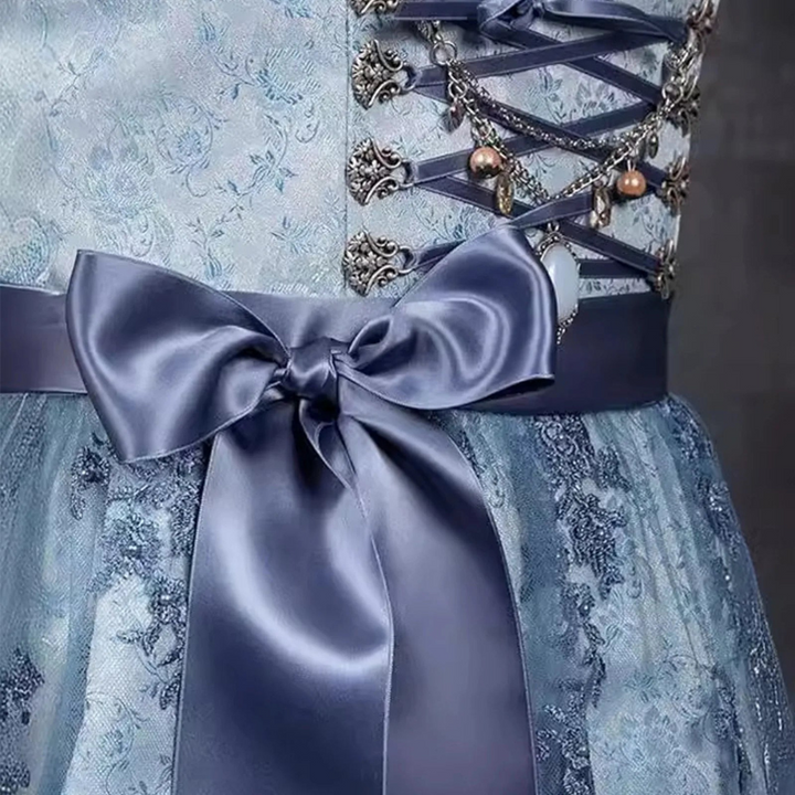 Eva – Elegante midi dirndljurk met korte mouwen en comfortabele, flatterende pasvorm