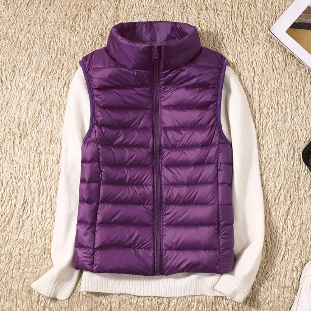 Natasha – Elegant vest met rits aan de voorkant en veilige zakken