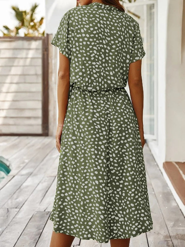 Clara - Gevlekte midi-jurk met knoopsluiting voor en verstelbare taille