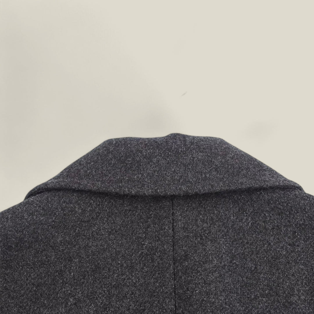 Sophie - Elegante lange jas met accenten van dubbele knopen