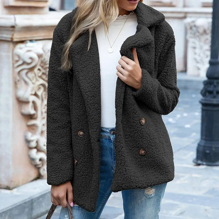 Olivia - Knus jack met Knoopsluiting voor Klassieke Stijl