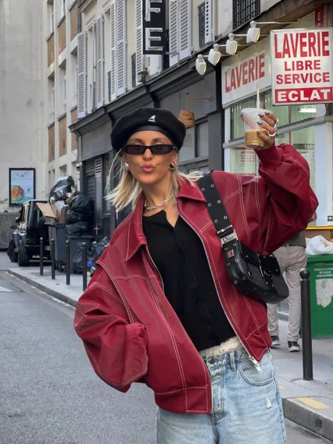 Lyra - Oversized Contrast-Stiksel Jas met Omslagkraag